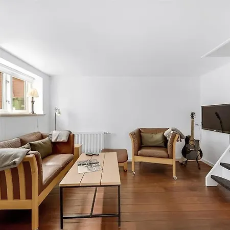 Nyd Den Skonne Ved Hav Og Fjord Holiday home